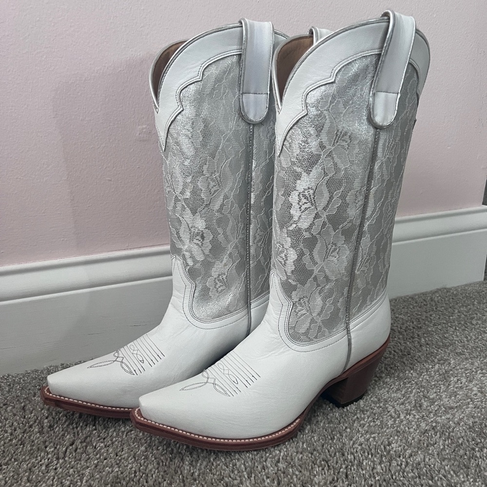 Shyanne Lace overlay white cowgirl boots